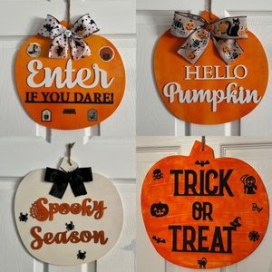 Halloween signs